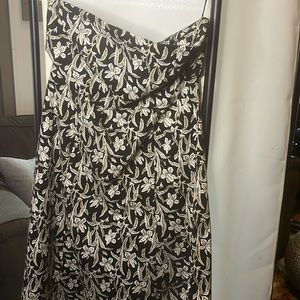 Black and White Floral Strapless Dress